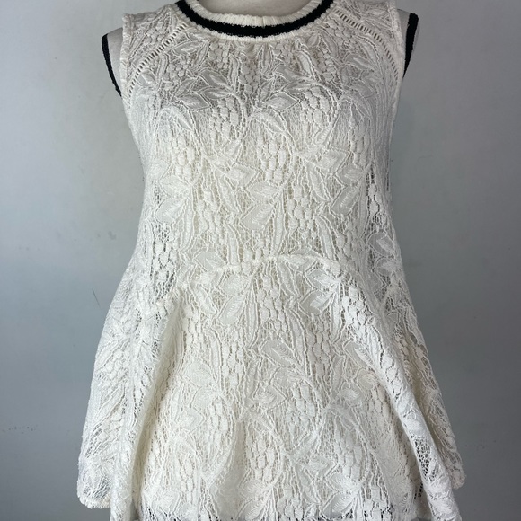 Free People White Peplum Lace Tank EUC Size S - Picture 2 of 8